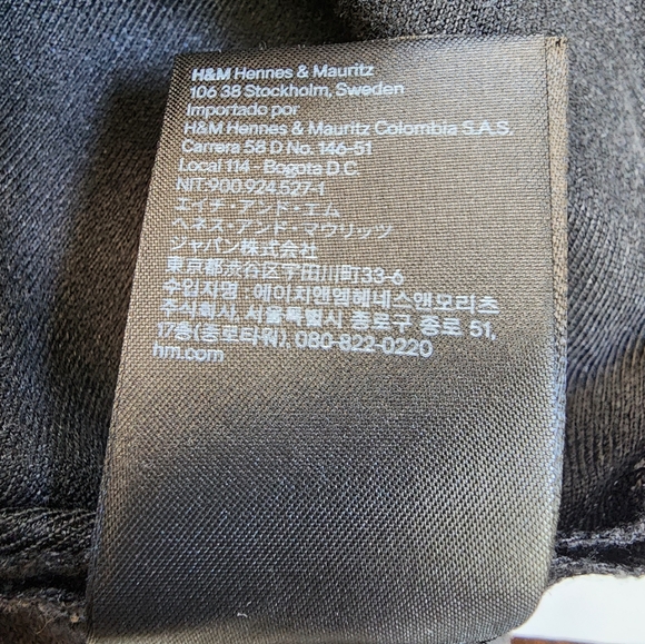 H&M Fitted Dress in Washed Out Black Size S - Picture 8 of 8